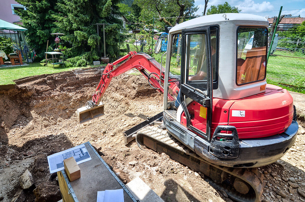 What Size Excavator Do I Need to Get the Job Done?